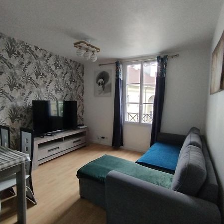 Appartement Situe Place Toscane A 5 Min De Disney Сери Екстериор снимка
